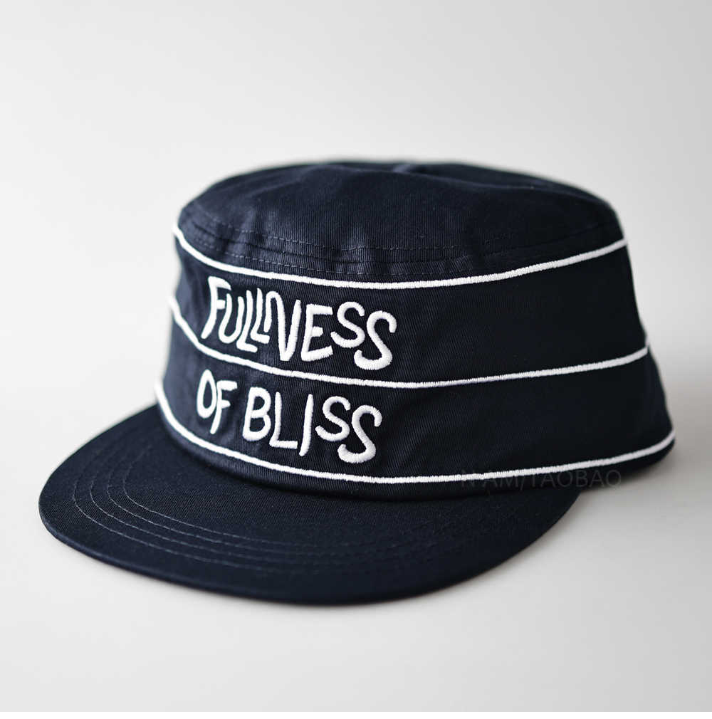 Diseño coreano de nicho con letras rayadas bordadas sombrero de bisel plano, moda para hombres y mujeres, sombrero de lengua de pato.