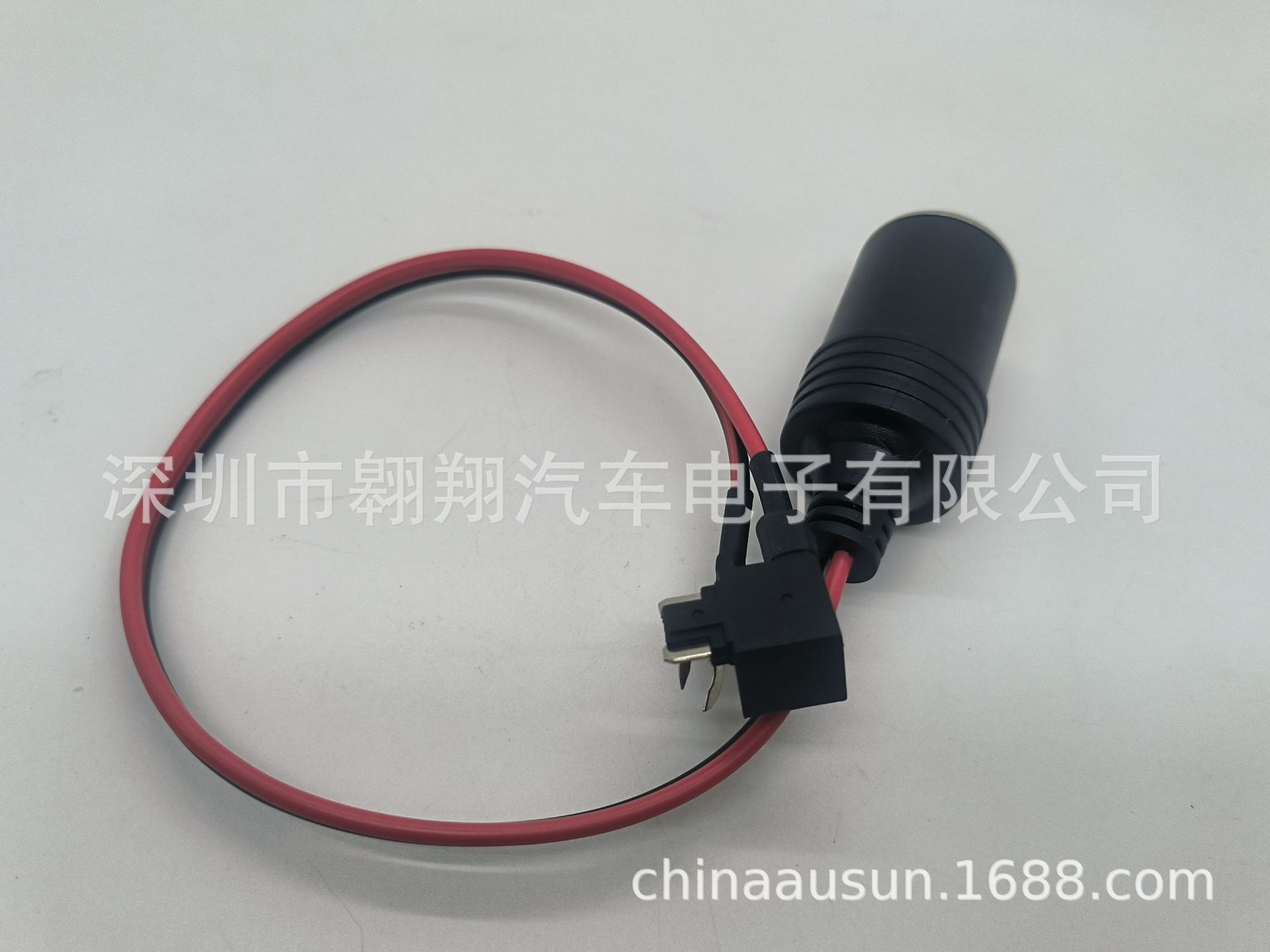 Car mounted modified cigarette lighter socket car fuse box electrical appliance connected to cigarette lighter mother seat with car charger mother seat