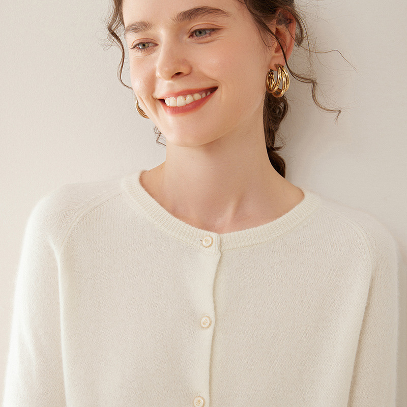 2024 Autumn and Winter New Cashmere Knitted Cardigan Women's Long-sleeved Loose Fashion All-match Top Lazy Style Long Sweater