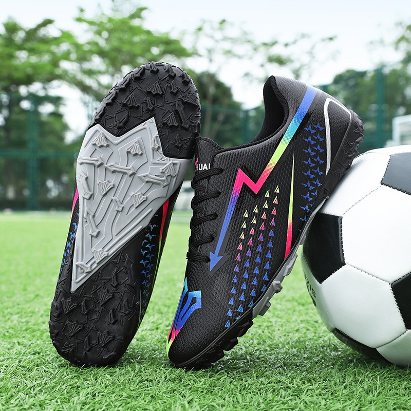 Nuevos zapatos de fútbol de clavos transfronterizos zapatos de entrenamiento deportivo de adultos hombres y mujeres zapatos de entrenamiento de clavos adolescentes al por mayor