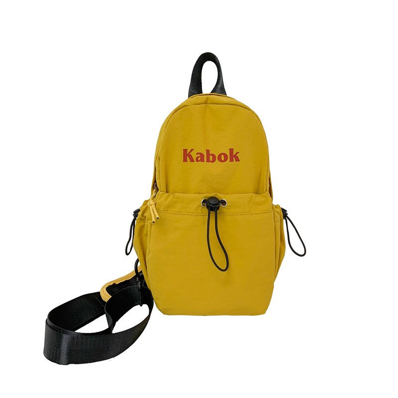 Nuevo bolso de pecho de pareja de moda para hombres y mujeres, bolso de hombro antisalpicaduras de color de contraste simple, bolso de mensajero fresco pequeño casual