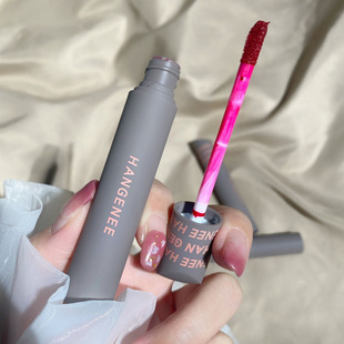 Hangenee Fingertip Lip Glaze Matte Velvet Matte Long-Lasting Lip Mud Domestic Lipstick Lipstick Manufacturer Dropshipping Live Broadcast