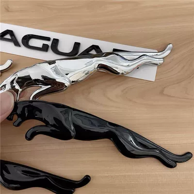 JAGUAR car emblems, rear trunk: Car logo