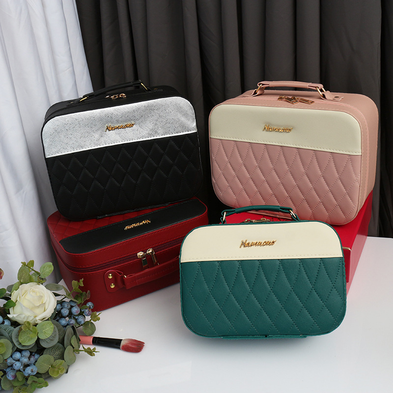 Two-color handheld cartoon cosmetic bag for traveling