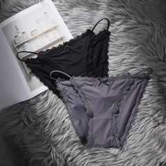 Sexy Women's Thongs with Lace Edge and Thin Straps for European and American Foreign Trade, Invisible Underwear, Hot T Panties for Women, Large Size 