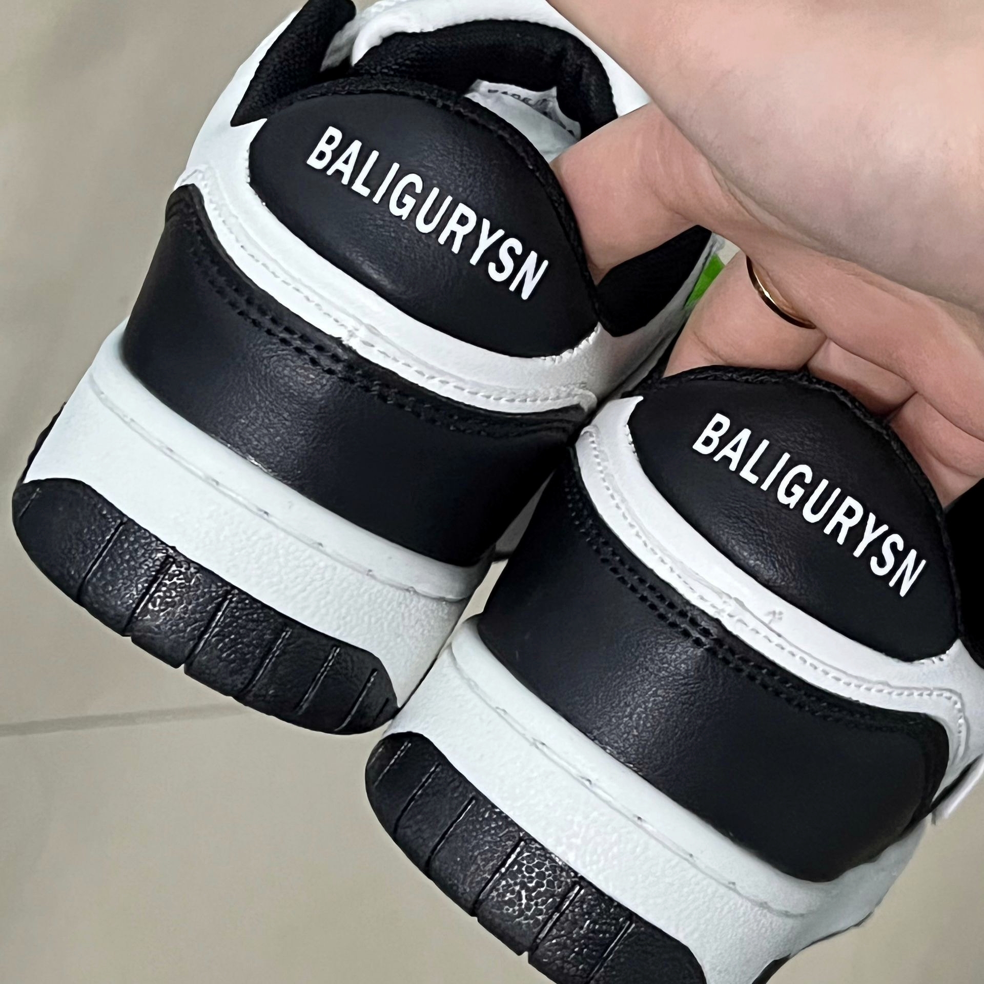 Couples, baskets de niche pour hommes, Instagram, chaussures de sport polyvalentes et décontractées super chaudes, nouvelle tendance pour l'automne 2024_voghion.com