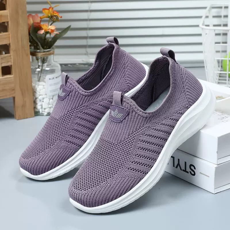 Осенние новые старые туфли для мужчин и женщин