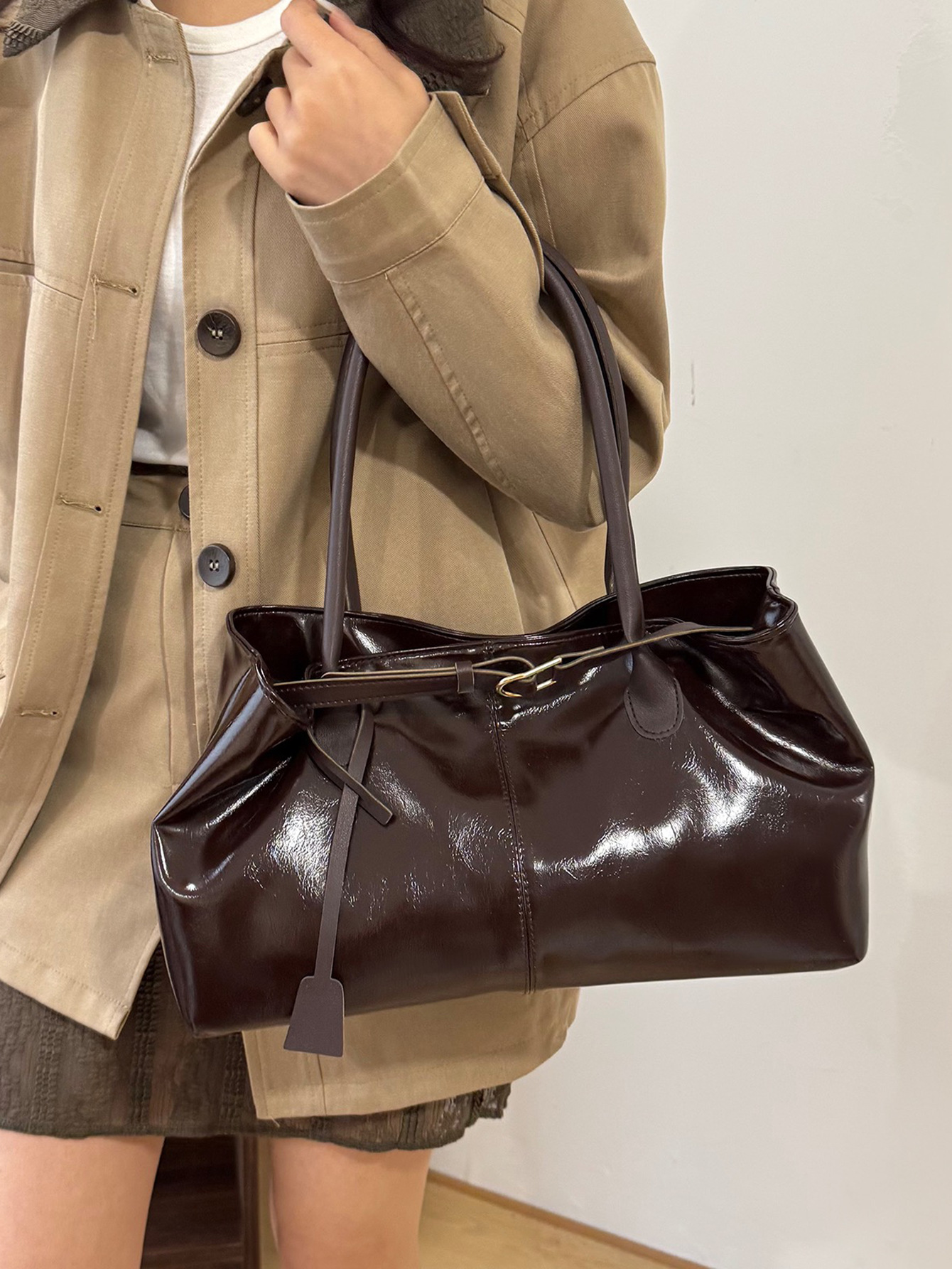 Retro shoulder bag