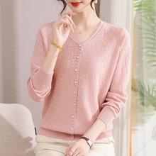 洋气妈妈秋装薄款圆领绣花针织衫50岁60中老年外穿毛衣女打底衫女