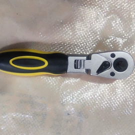 棘轮扳手;套筒扳手;其他五金工具