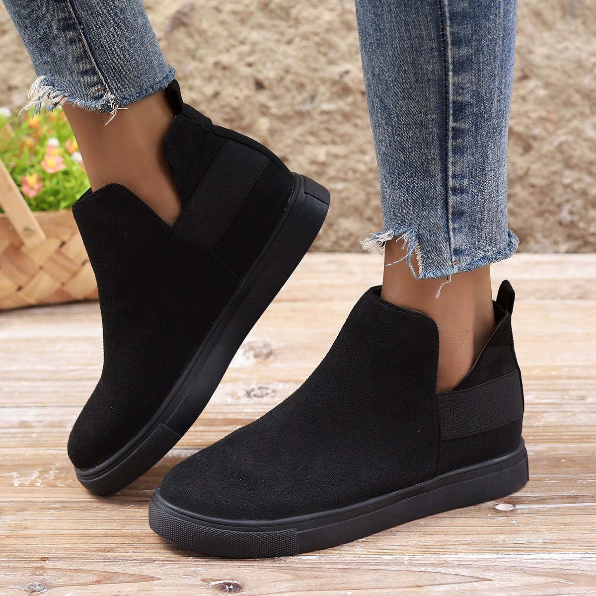 Large size women's shoes flat inside increase elastic casual sports shoes flat single shoes_voghion.com