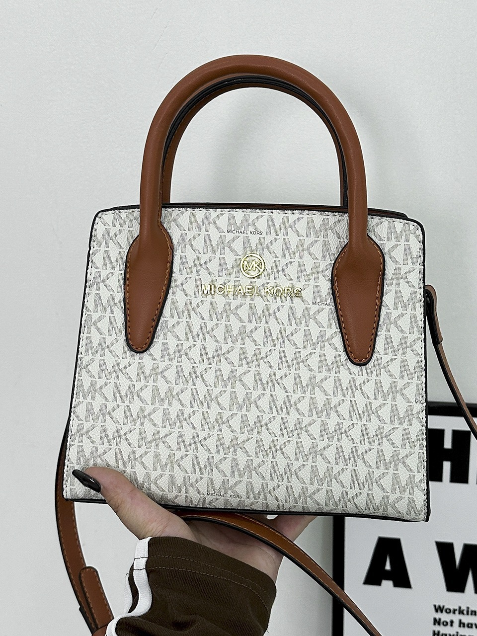 2024 nuevo bolso de órgano, bolso de tamaño mediano, bolso cuadrado pequeño, mensajero de un solo hombro con letra, bolso de mujer portátil grande de negocios