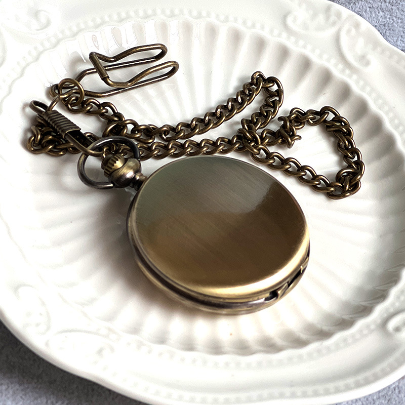 Round Pattern Unisex Gender Vintage Style Classic Style Round Quartz Pocket Watch Women's Watches