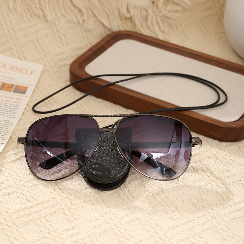 Tendencia de cuello de cuero cuello de cuero abrazadera de gafas de moda temperamento simple accesorios de moda bolsa de llaves gafas de sol almacenamiento