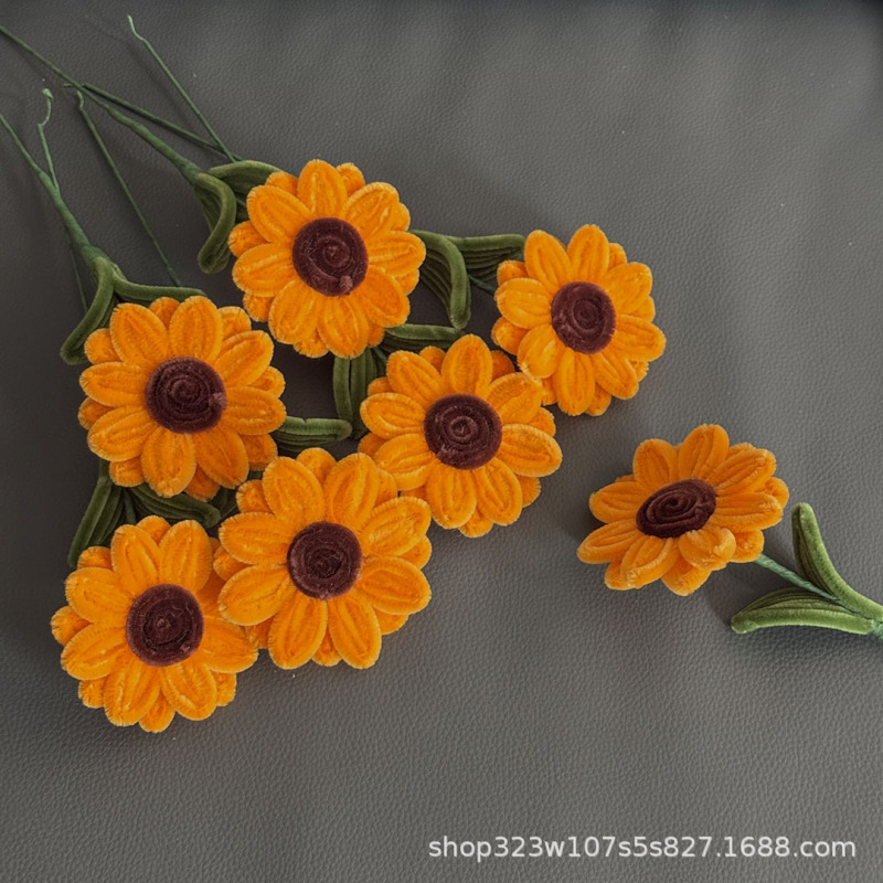Finished Twist Stick Single Sunflower Handmade Teacher's Day Gift for Teachers to Take Photos during Graduation Season Finished Twist Stick Single Sunflower Handmade Teacher's Day Gift for Teachers to Take Photos during Graduation Season