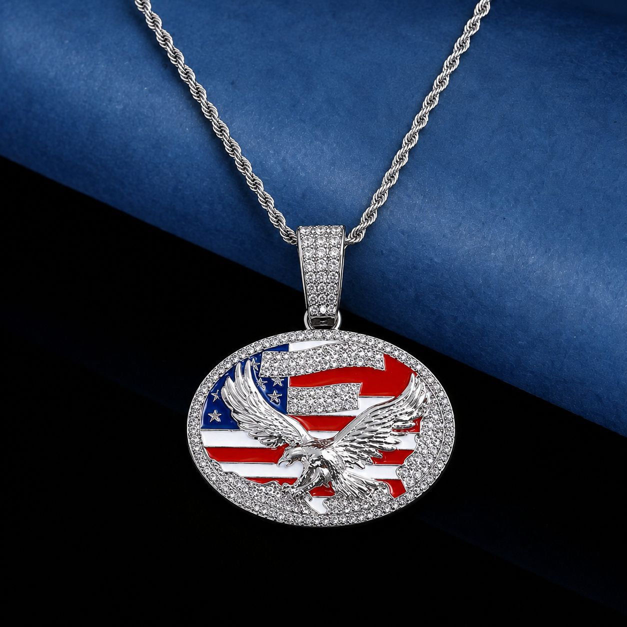 Europa y Estados Unidos de los Estados Unidos de la Independencia de los Estados Unidos aleación colgante de cadena cubana, colgante de bandera de Estados Unidos, colgante de joyería de águila para hombres