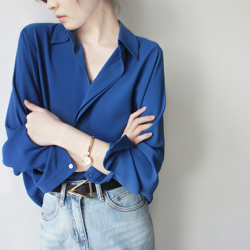 현장 사파이어 블루 비대칭 브이넥 무거운 긴팔 셔츠 가게 주인 추천 화이트! 세련된 세련된 머리카락 세대