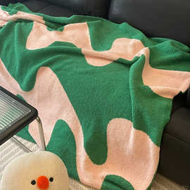 定制拼色波浪纹半边绒毛毯办公室午睡盖毯沙发针织绒毯空调披肩