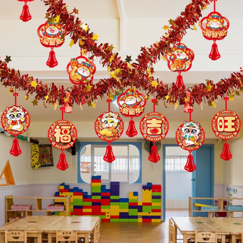 Новогодняя длинная цветочная подвеска 2025 год змеи детский сад класс торговый центр Новый год новогодние украшения