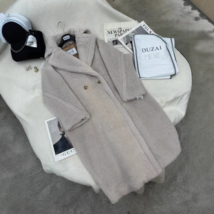 ̩�����¿����Ů���Ό����n�������L�Ƥ���w���d��ë���ɫŮ