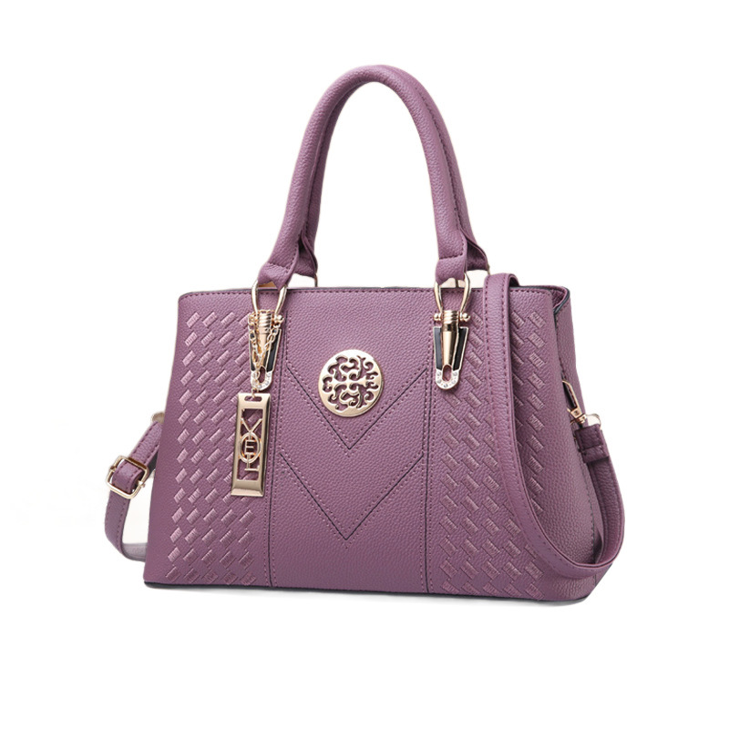 Bolsas de mujer transfronterizas 2025 nueva moda universal bolsas de mujer bordadas de gran capacidad de hombro mochila al por mayor