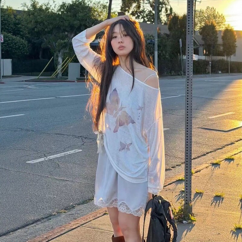 Korean Designer 26 New Model Fletta Butterfly Print Off-Shoulder Long-Sleeve T-Shirt for Women, Thin Loose Sun Protection Cover-Up