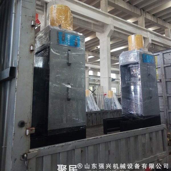 花椒籽榨油机      芝麻油葵花油立式榨油机      核桃油榨油机