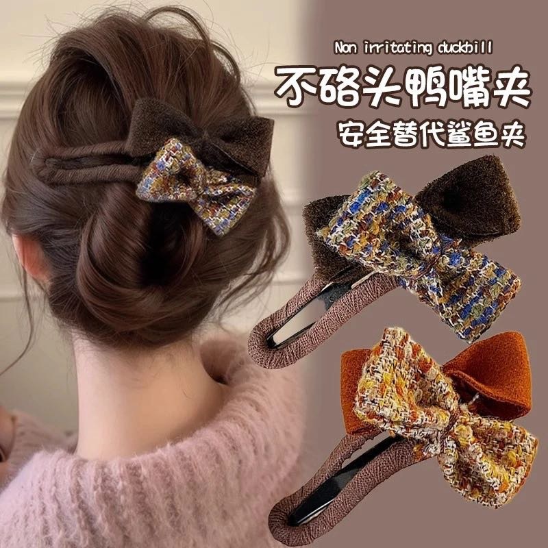 Tiktok Trending Chanel-Style Bow Plush Duckbill Clip Sweet Handmade Back-Of-Head Hair Clip Shark Clip Hair Accessory for Women