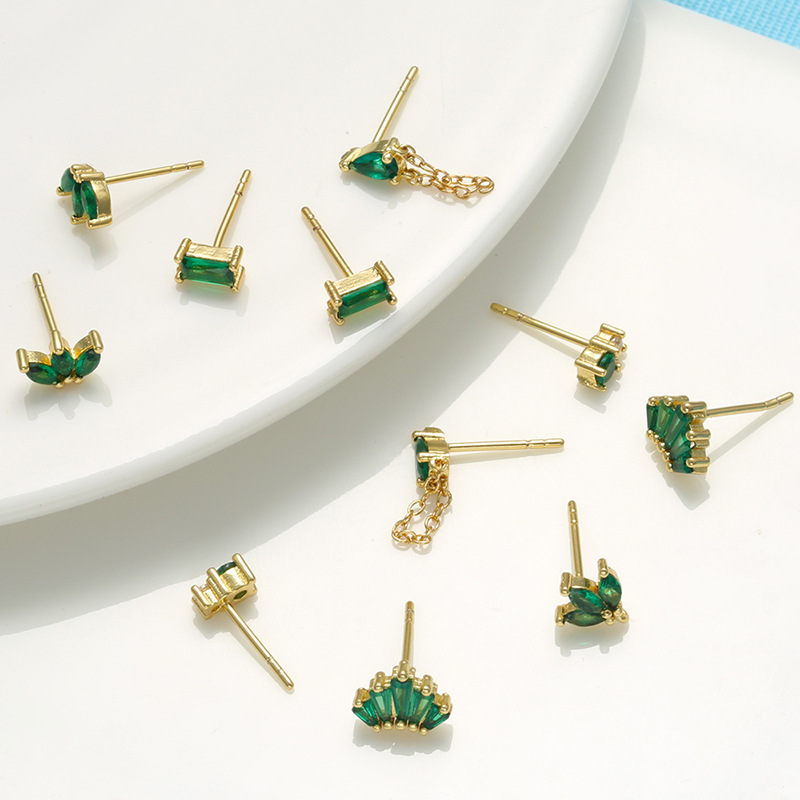 Retro Geometric Green Gemstones Diamond Copper Earrings Wholesale Nihaojewelry display picture 14