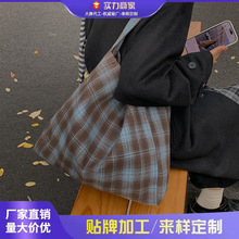 今年流行单肩斜挎包2025时尚质感气质腋下手提包帆布潮流女士小包