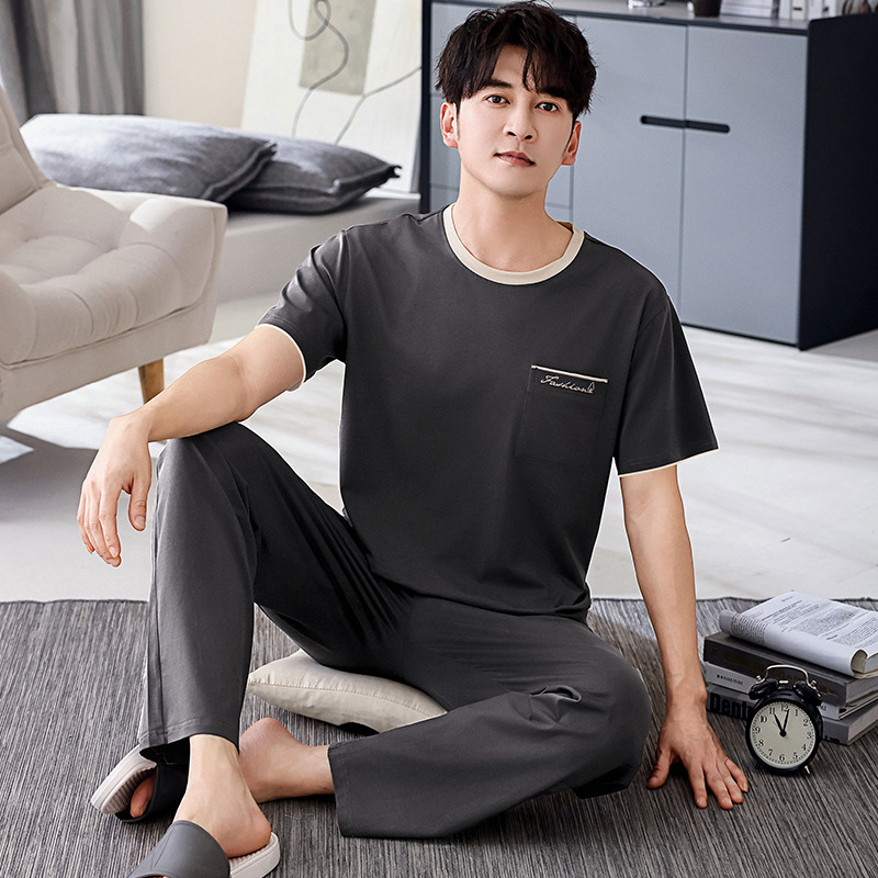 01Q1797 남성