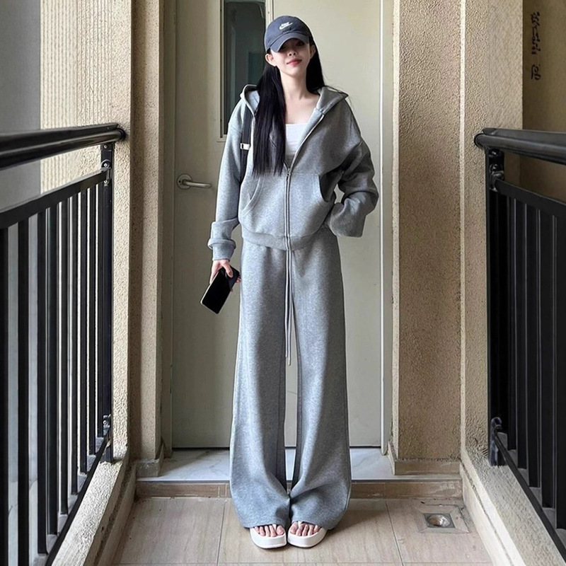 2025 Autumn/Winter Women's Casual Sports Hooded Jacket Student Retro Loose Street Style Wide-Leg Pants Two-Piece Set 2025 Autumn/Winter Women's Casual Sports Hooded Jacket Student Retro Loose Street Style Wide-Leg Pants Two-Piece Set