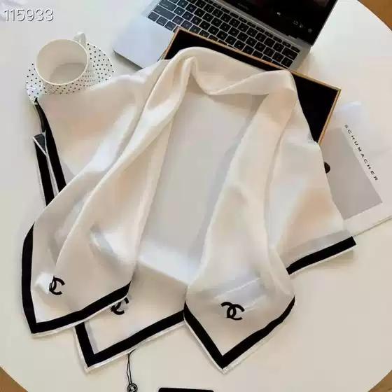 Chanel-Style Printed Women's 90cm Large Square Silk Scarf Wrap Lightweight Spring Autumn Fashion Shawl Live Streaming Scarf