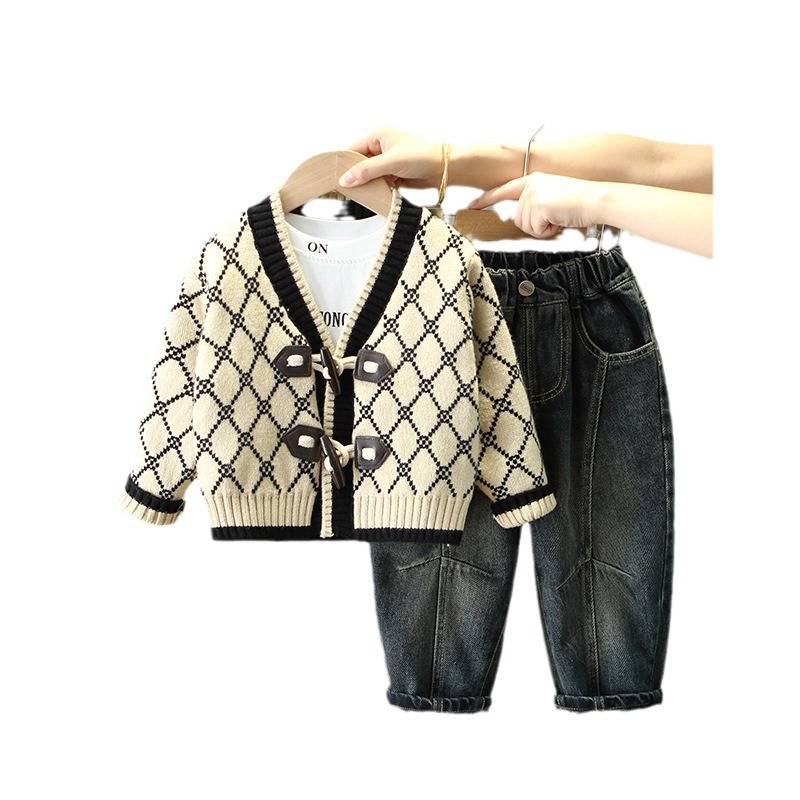 6288 Traje de otoño para niños 2025 nuevo suéter de primavera y otoño para niños de moda de tres piezas para bebés marca de moda coreana