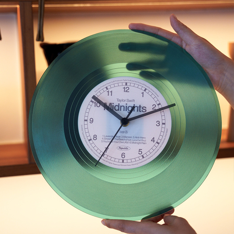 Europe and the United States ins popular color glue record Midnights creative feelings artwork high-end silent watch ornaments