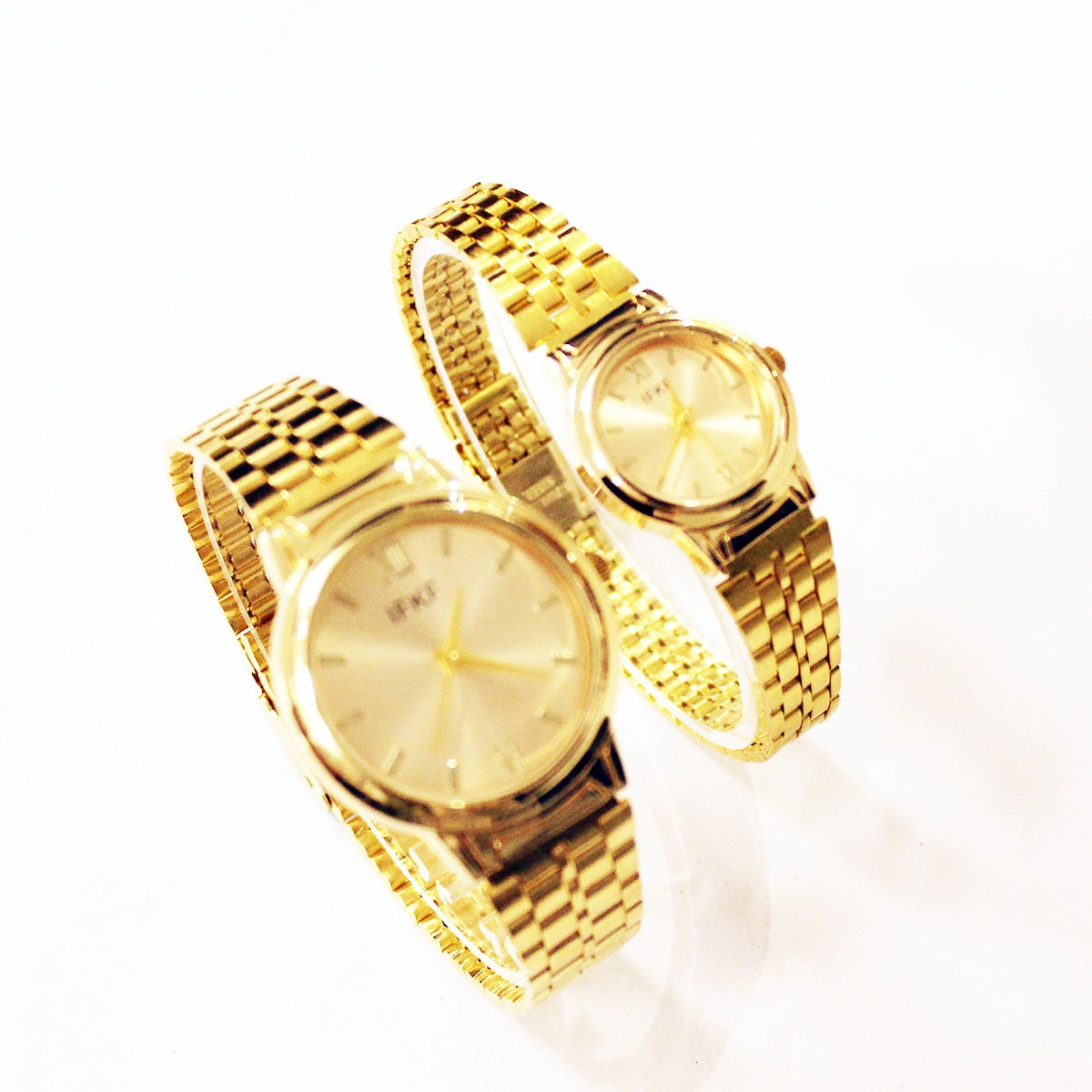 5 Roman Numeral Dial Stylish Round Quartz Watch Couple's Steel Band Watch Pair Watch