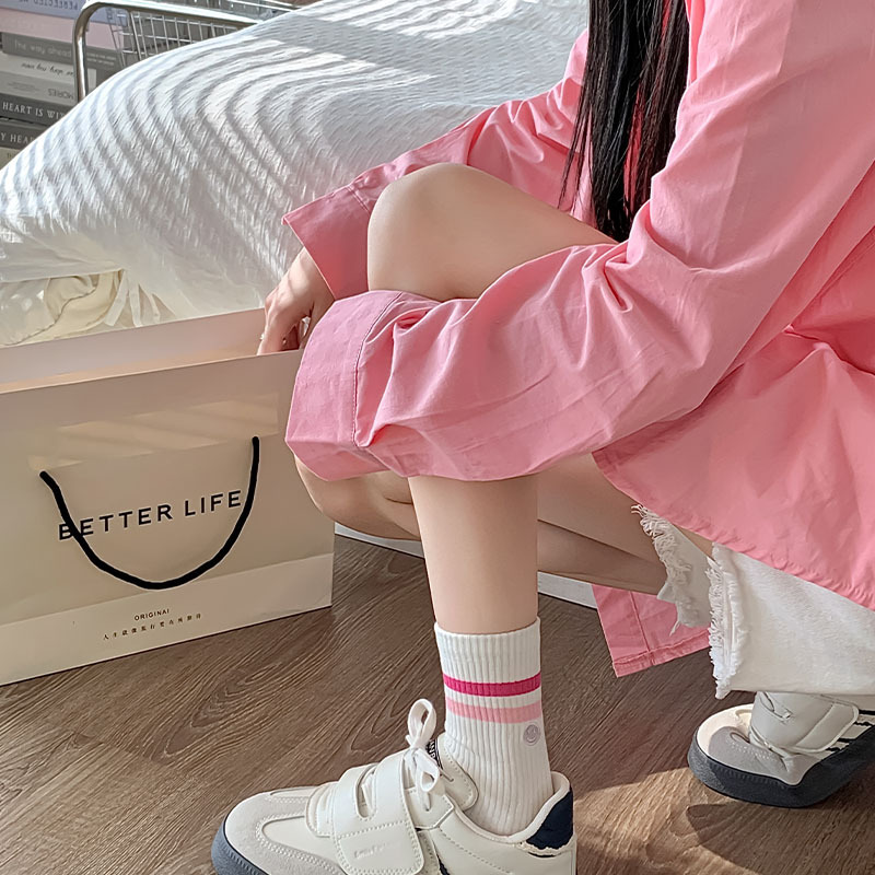 35g Weight Socks Classification Socks Lingerie Type Cotton Fabric Type A Pair Quantity Casual, Outdoor Occasion Contrast Collar Pattern All Seasons Season Women's Gender Sports Style Women's Sports Contrast Collar Cotton Crew Socks A Pair 11