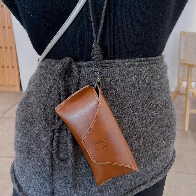 High-End Sunglasses Case Export-Grade Men's and Women's Brown Retro Sunglasses Case Leather Portable Hard Anti-Pressure Storage Case High-End Sunglasses Case Export-Grade Men's and Women's Brown Retro Sunglasses Case Leather Portable Hard Anti-Pressure Storage Case