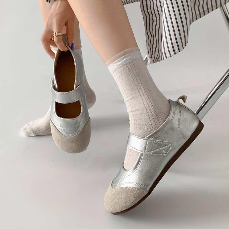 ファッショナブルで軽量なフレンチレトロフラットソールの女性用靴、2025年新作夏スタイル、スカート付きソフトソールメリージェーンシューズ|undefined