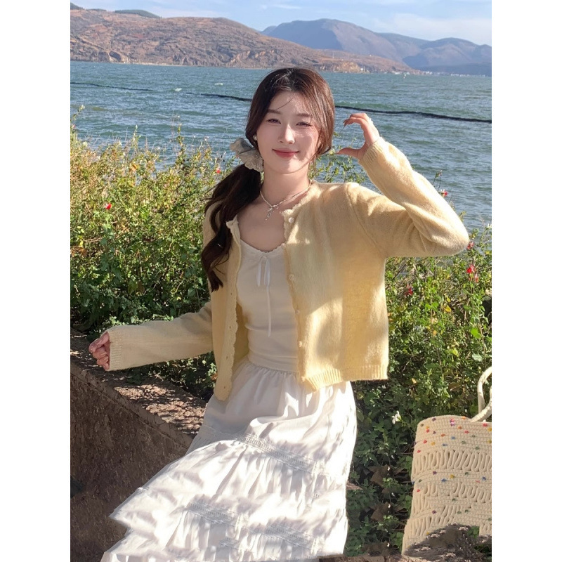 Goose Yellow Cardigan 2025 Super Trendy Sweater Spring Knit Outerwear for Women Gentle Style Top