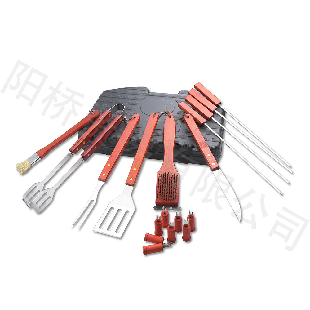 Fábrica al por mayor mango de madera traje combinación de acero inoxidable parrilla al aire libre barbacoa plástico caja de plástico 19 piezas herramientas de barbacoa