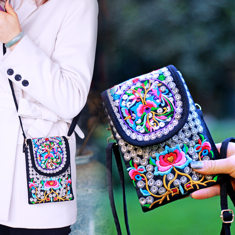 New Ethnic Style Embroidered Bag Women's Mobile Phone Bag Flip Canvas Crossbody Bag Double Layer Mobile Phone Bag Coin Purse