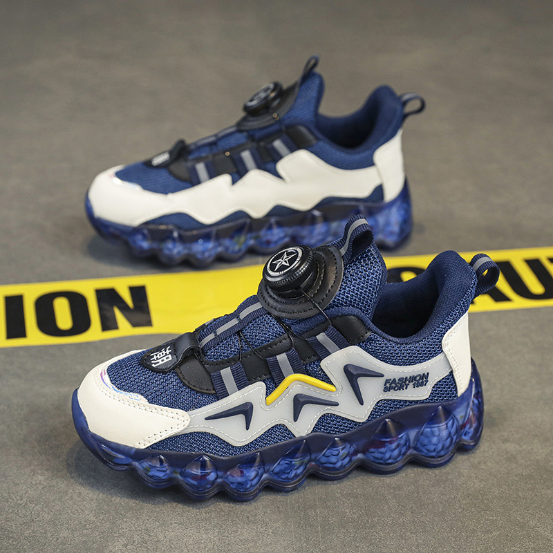 Zapatos infantiles para niños y niñas de verano hueco respirado botón giratorio de malla para niños de mediana edad zapatos deportivos casuales para estudiantes primarios