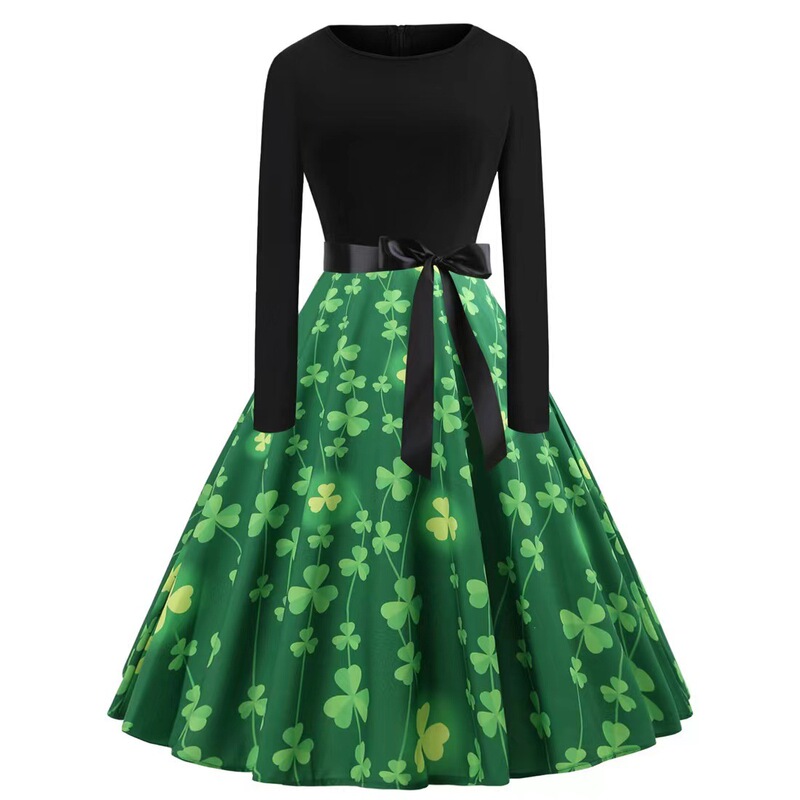 New Cross-Border Outdoor Holiday Style Dress with a Staggered Clover Print, Round Neck, Long Sleeves, Green and Black Patchwork, and a Large Flared Skirt