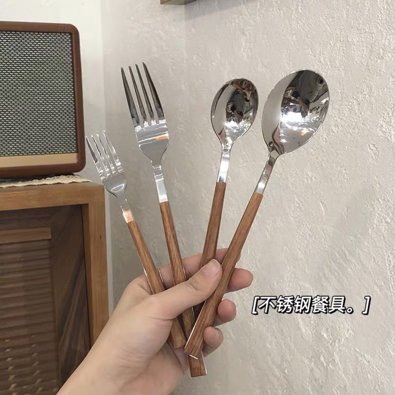 ポータブルステンレス鋼食器手羽先木製箸模造木製ハンドル家庭用ステンレス鋼スプーンフォーク洋食セット|undefined