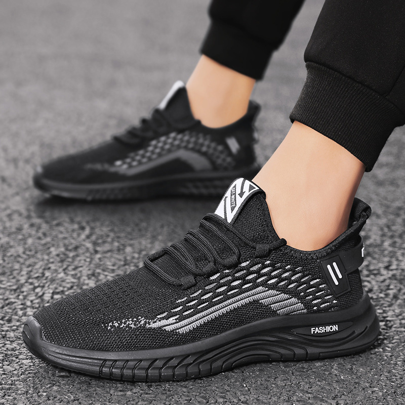 Zapatos de hombre de coco 2025 nuevo estilo de verano transpirable de malla fina tejida voladora realce zapatos de malla deportiva zapatos de moda casuales hombres