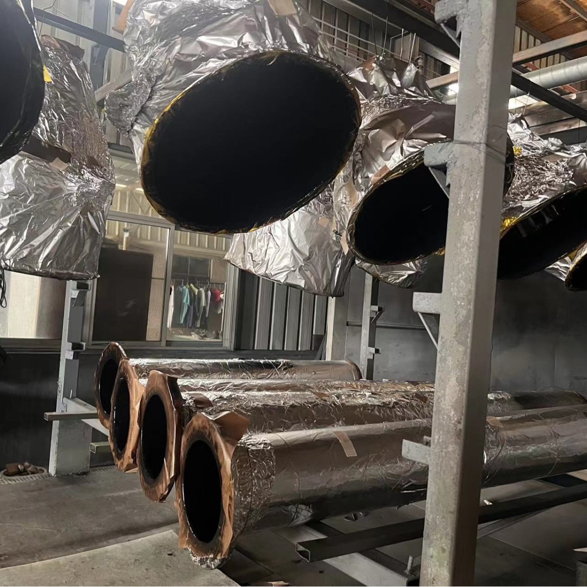 提供罐体反应釜F40\F30内衬喷涂工防腐喷砂耐蚀特氟龙加工定 制