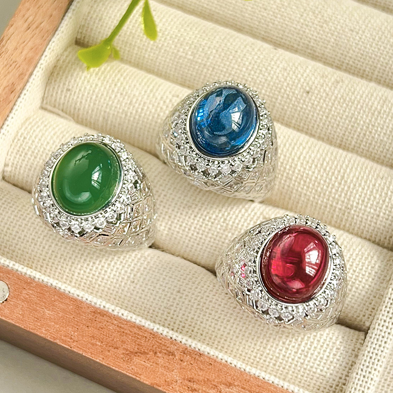 Otoño e invierno nuevo estilo Zhuang Shengsheng joyería simulación corindón rojo superficie lisa retro anillo de alta gama piedra principal 10*12