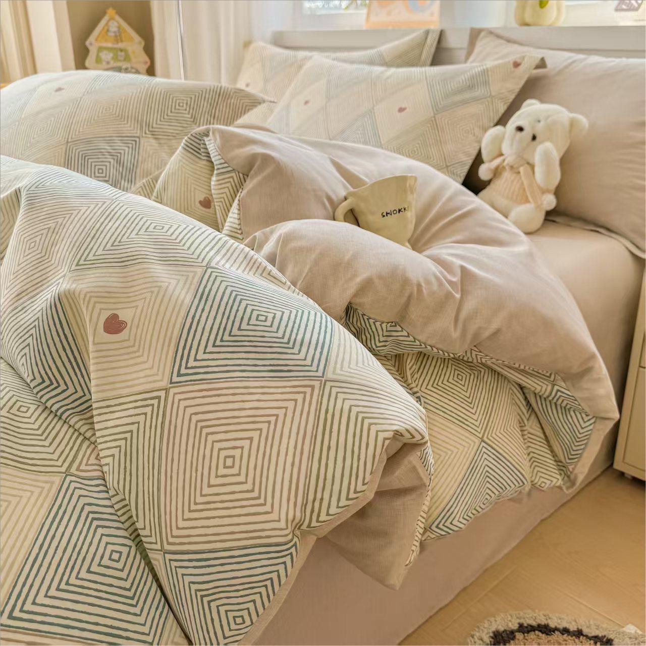 Cama de algodón de algodón de cuatro piezas 2025 nueva sábana simple funda de edredón de tres piezas sábana ropa de cama de dormitorio