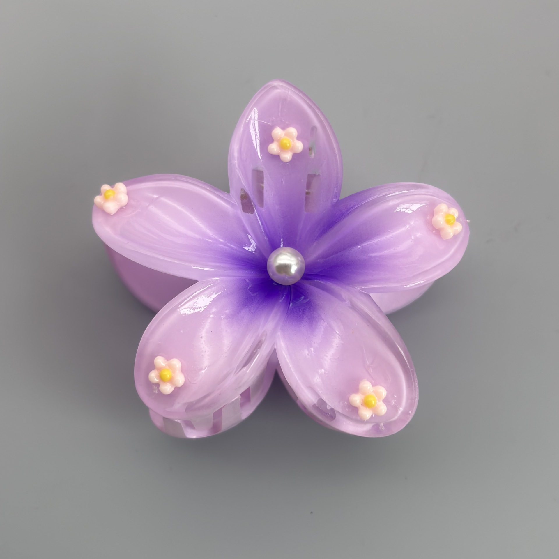 Pinza de pelo acrílica con flor de plumeria para mujer, accesorio de alta gama, pinza de tiburón, pinza de pelo cruzada para el verano.